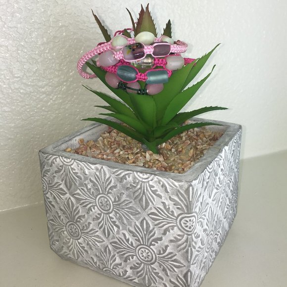 Handmade Chinese Knotting Bracelet W/ Glass Beads - Picture 7 of 8